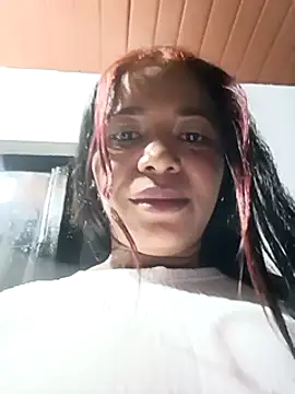 Snapshot of cindy_damm chatting on 01-01-25, 08:35 cindy damm online show from 01-01-25, 08:35