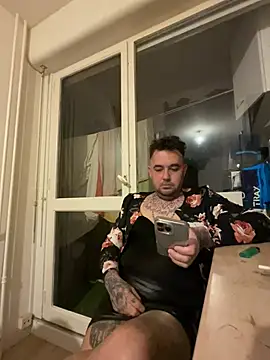 Snapshot of lope85540 chatting on 12-15-24, 04:40 lope85540 online show from 12-15-24, 04:40