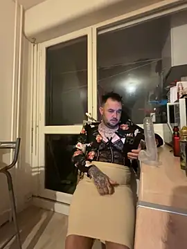 Snapshot of lope85540 chatting on 11-11-25, 05:29 lope85540 online show from 11-11-25, 05:29