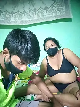Group Of Lust online show from 05-08-26, 02:55