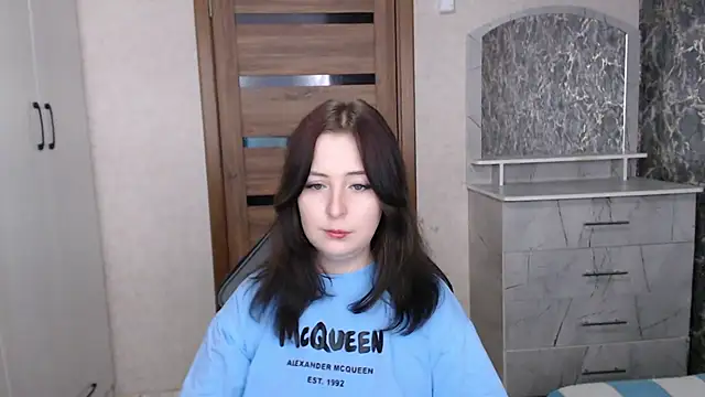 Kristy-Max online show from 12-14-25, 07:25