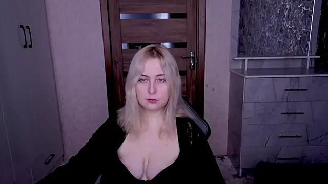 Kristy-Max online show from 03-23-26, 07:56