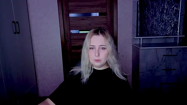 Kristy-Max online show from 06-07-26, 07:39