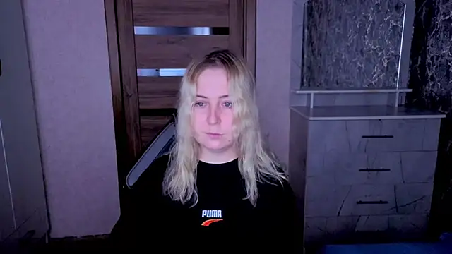Kristy-Max online show from 06-18-26, 07:07