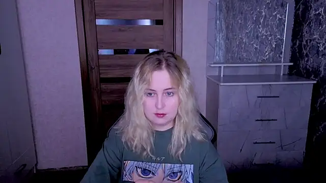 Kristy-Max online show from 06-20-26, 05:49