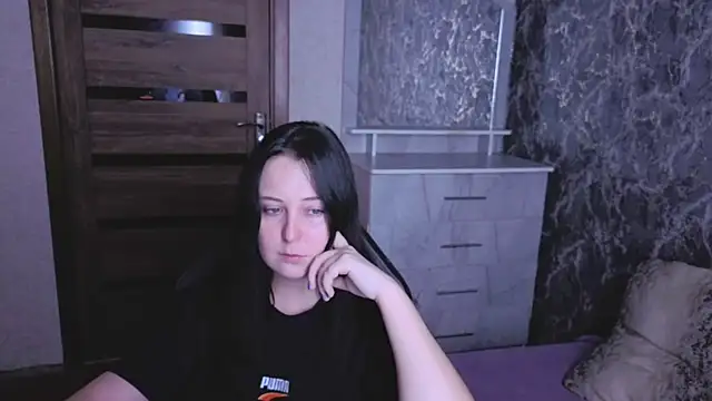 Kristy-Max online show from 07-30-26, 09:03