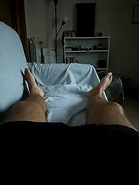 Snapshot of user_662 chatting on 07-23-26, 09:35 user 662 online show from 07-23-26, 09:35