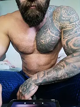 moody1996- online show from 02-12-26, 12:11