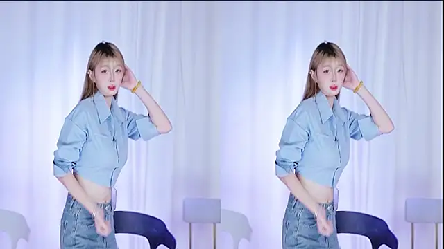 Snapshot of love_18_ chatting on 09-24-25, 07:17 love 18 online show from 09-24-25, 07:17