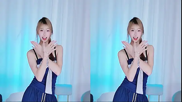 Snapshot of love_18_ chatting on 09-25-25, 07:28 love 18 online show from 09-25-25, 07:28