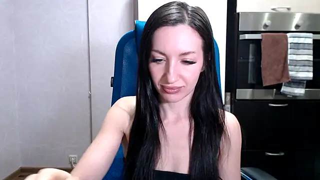 Snapshot of RailyMellow chatting on 01-17-25, 05:41 RailyMellow online show from 01-17-25, 05:41