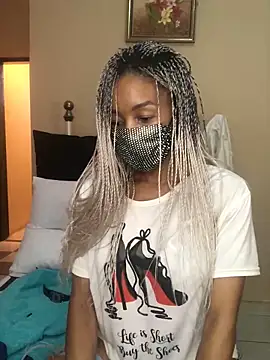 Snapshot of niccki3 chatting on 12-28-24, 06:17 niccki3 online show from 12-28-24, 06:17