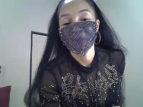 Snapshot of niccki3 chatting on 02-12-25, 04:22 niccki3 online show from 02-12-25, 04:22