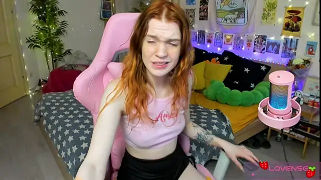 Sunny Elly online show from 04-07-26, 06:25