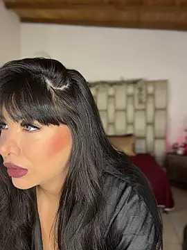 Snapshot of Alexa_Miss chatting on 11-12-25, 07:13 Alexa Miss online show from 11-12-25, 07:13