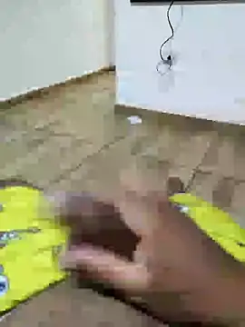 Snapshot of roladuraPr chatting on 01-07-25, 03:14 roladuraPr online show from 01-07-25, 03:14