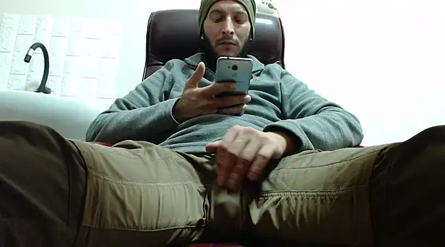 hardbigcock16 online show from 12-14-24, 01:27
