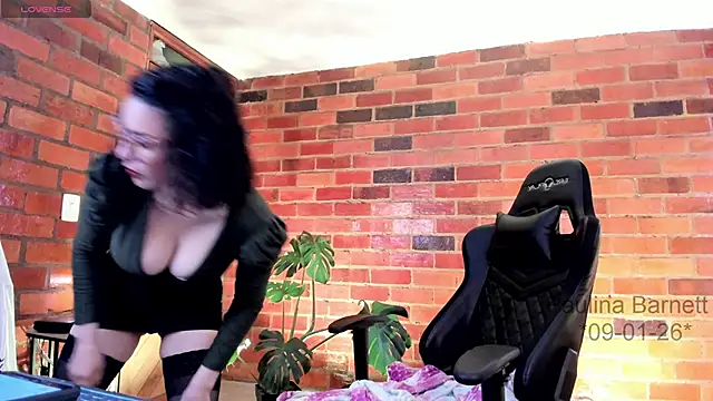 paulinabarnett- online show from 01-10-26, 05:37