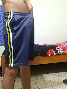 Snapshot of alejopitudo10 chatting on 02-20-26, 06:26 alejopitudo10 online show from 02-20-26, 06:26