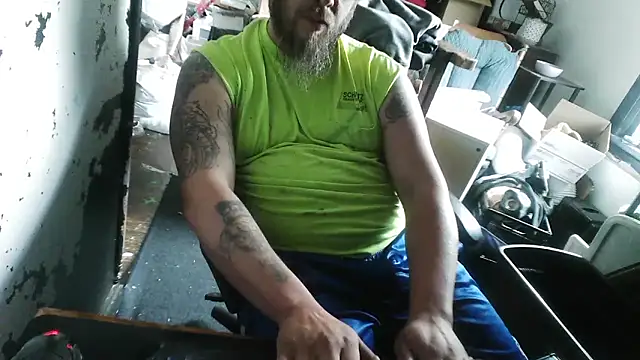 slickwill123 online show from 04-26-26, 05:43