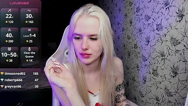 Snapshot of Healing__girl chatting on 02-05-25, 01:22 Healing  girl online show from 02-05-25, 01:22