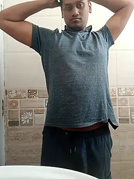 Long Laster online show from 11-26-25, 05:08