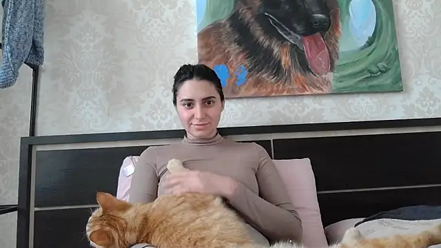 Snapshot of Kashtanka_ chatting on 12-19-24, 12:34 Kashtanka online show from 12-19-24, 12:34