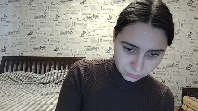 Snapshot of Kashtanka_ chatting on 12-25-24, 09:13 Kashtanka online show from 12-25-24, 09:13