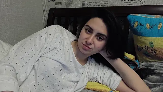 Snapshot of Kashtanka_ chatting on 01-08-25, 01:09 Kashtanka online show from 01-08-25, 01:09