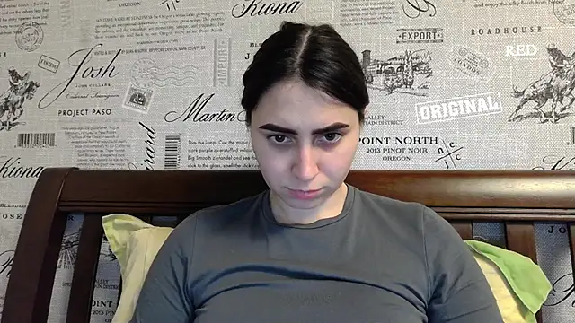 Snapshot of Kashtanka_ chatting on 01-28-25, 07:32 Kashtanka online show from 01-28-25, 07:32