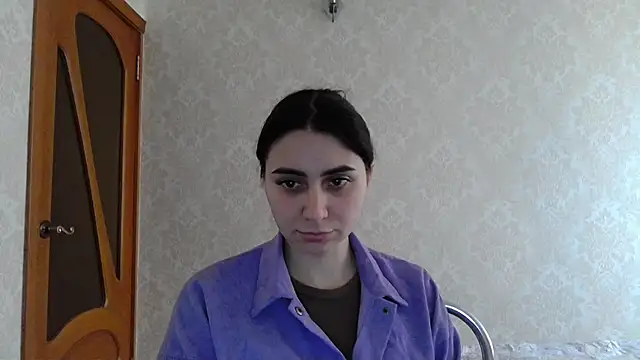 Snapshot of Kashtanka_ chatting on 02-05-25, 08:00 Kashtanka online show from 02-05-25, 08:00