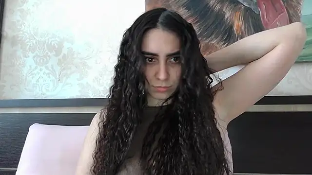 Snapshot of Kashtanka_ chatting on 02-13-25, 12:32 Kashtanka online show from 02-13-25, 12:32