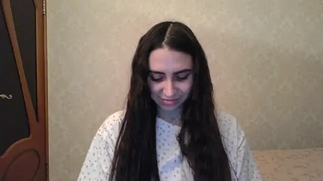 Snapshot of Kashtanka_ chatting on 02-14-25, 05:36 Kashtanka online show from 02-14-25, 05:36