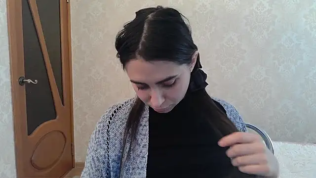 Snapshot of Kashtanka_ chatting on 02-22-25, 12:08 Kashtanka online show from 02-22-25, 12:08