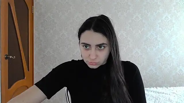 Snapshot of Kashtanka_ chatting on 02-24-25, 07:44 Kashtanka online show from 02-24-25, 07:44
