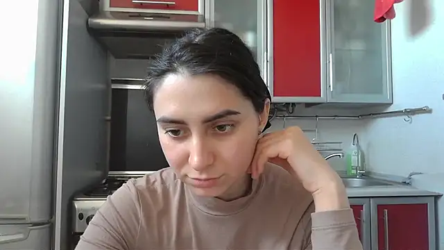 Snapshot of Kashtanka_ chatting on 03-19-25, 09:17 Kashtanka online show from 03-19-25, 09:17