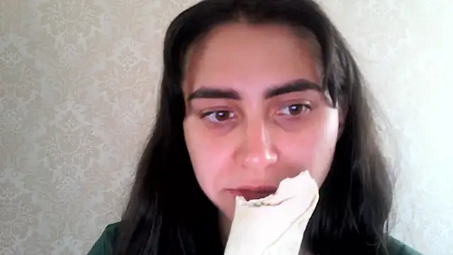 Snapshot of Kashtanka_ chatting on 10-01-25, 07:58 Kashtanka online show from 10-01-25, 07:58