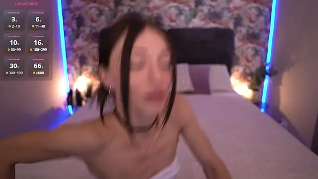 Alice Arwen online show from 09-28-25, 06:52