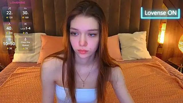 Snapshot of Cherry_Wipe chatting on 11-04-25, 07:18 Cherry Wipe online show from 11-04-25, 07:18