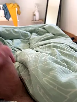 Snapshot of udeeko chatting on 09-30-25, 12:54 udeeko online show from 09-30-25, 12:54