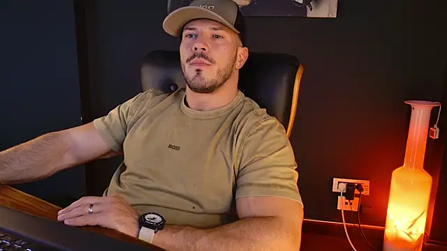 AngeloEric online show from 10-30-25, 02:07