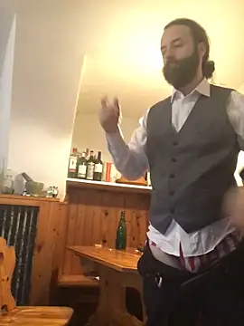 Snapshot of lostile8 chatting on 01-29-25, 03:15 lostile8 online show from 01-29-25, 03:15