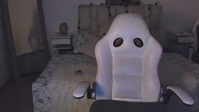 zoe turnner 18 online show from 11-14-25, 11:42