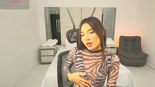 lilithTeen1  online show from 12-29-24, 04:59