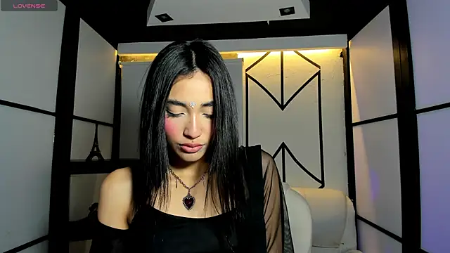 lilithTeen1  online show from 01-05-25, 08:22