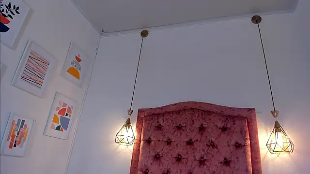 Snapshot of aprill21_ chatting on 12-05-24, 01:49 aprill21 online show from 12-05-24, 01:49