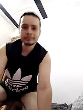 Gasparin32 online show from 02-10-26, 01:43