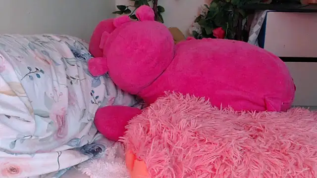 Gianna cute  online show from 09-09-25, 11:04