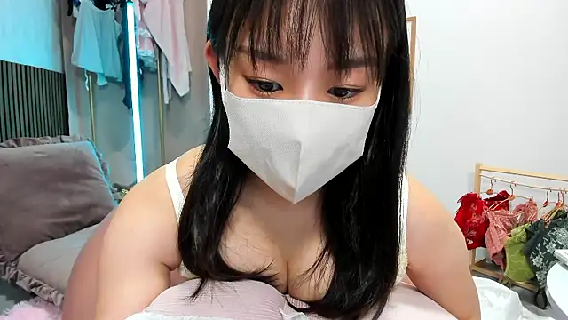 Coco peach online show from 06-06-26, 03:39
