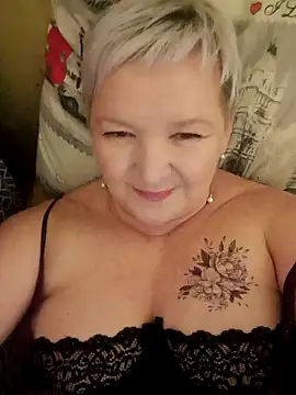 Snapshot of ForgetMeNot50 chatting on 02-07-25, 12:53 ForgetMeNot50 online show from 02-07-25, 12:53